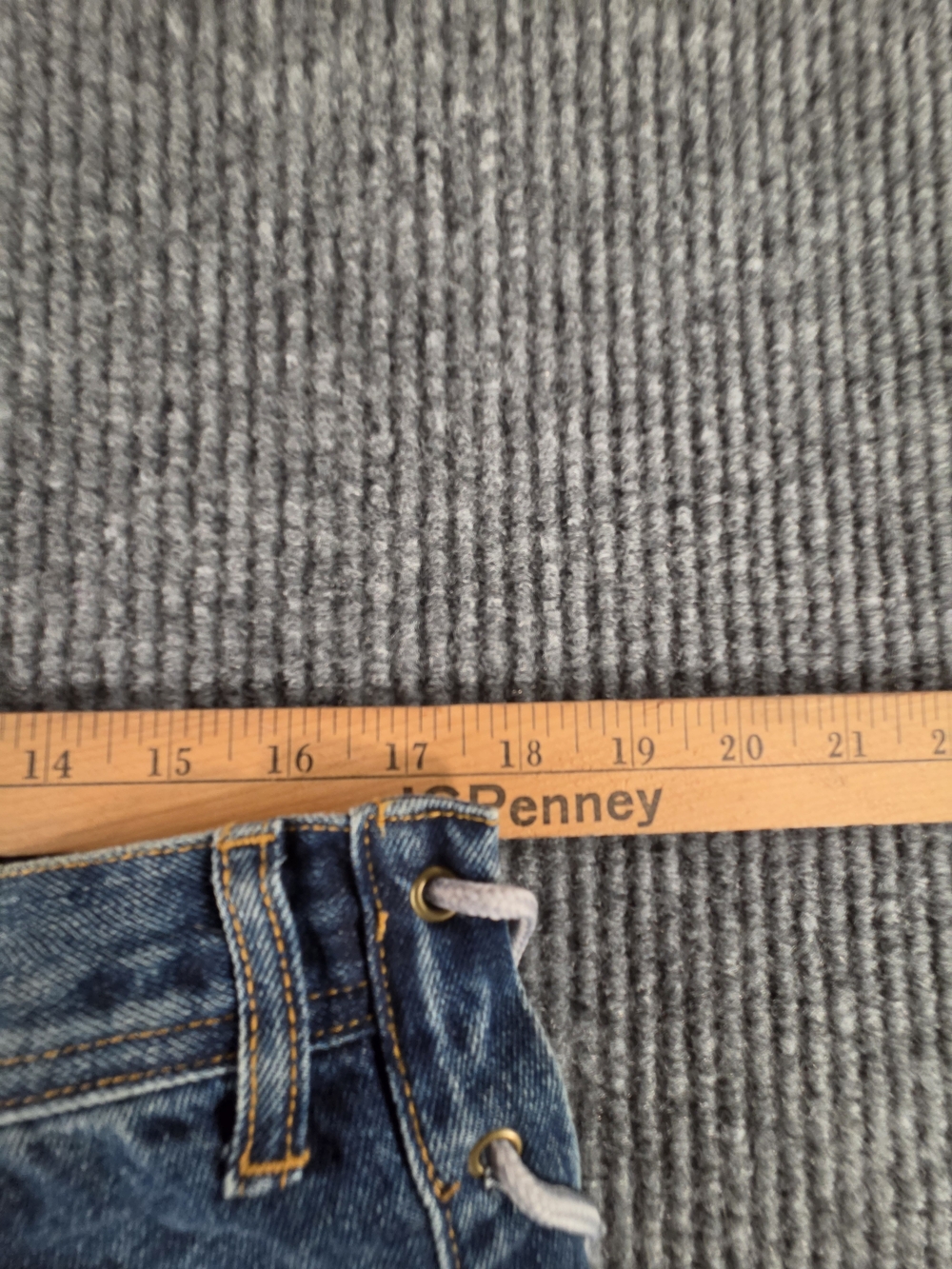 PrettyLittleThing Dark Blue Lace-Up Denim Shorts - Picture 5 of 7